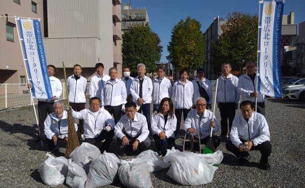 移動例会「フードバレーとかちマラソンコース清掃活動」
